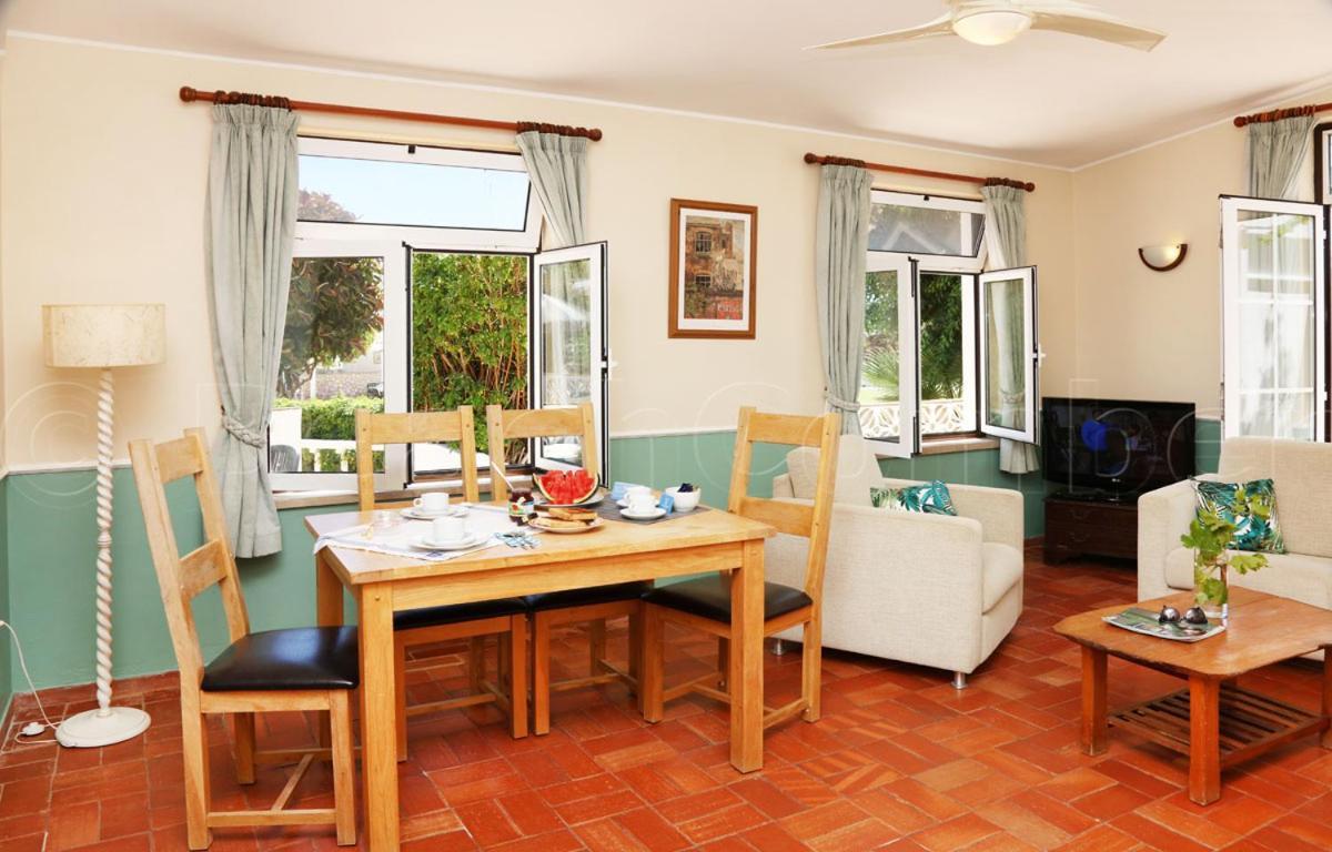 Casa Beachcomber Le Jardin Des Arts 라고스 외부 사진