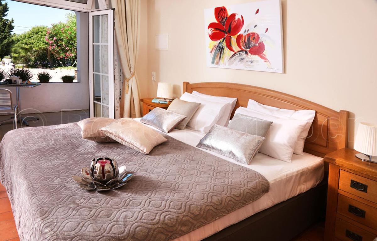 Casa Beachcomber Le Jardin Des Arts 라고스 외부 사진