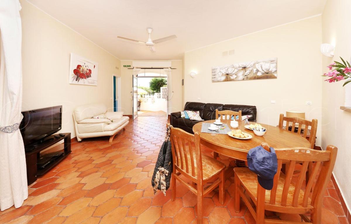 Casa Beachcomber Le Jardin Des Arts 라고스 외부 사진