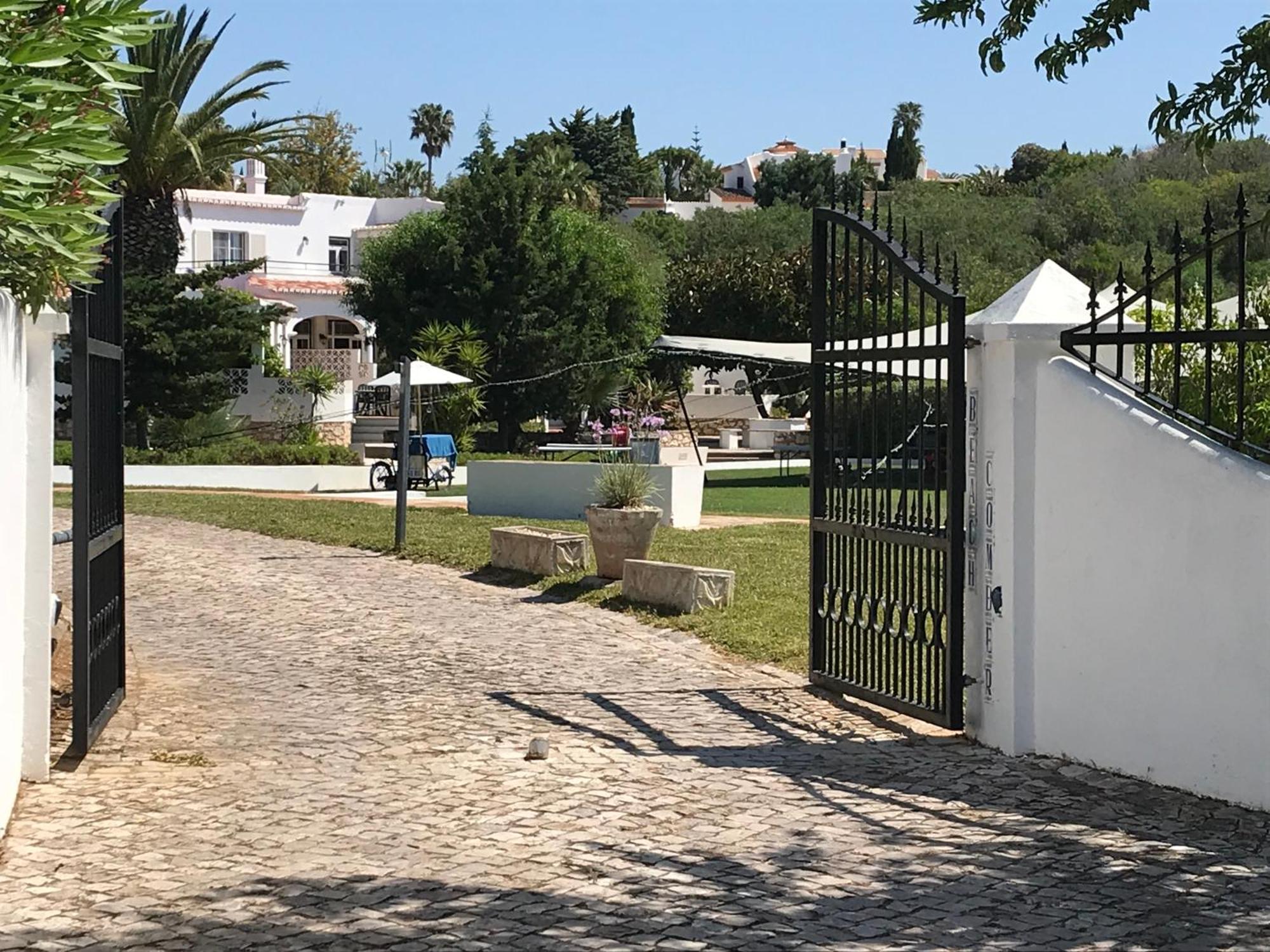 Casa Beachcomber Le Jardin Des Arts 라고스 외부 사진